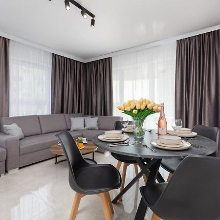 Sun Towers Lux Apartments By Renters Prestige Świnoujście Exterior foto